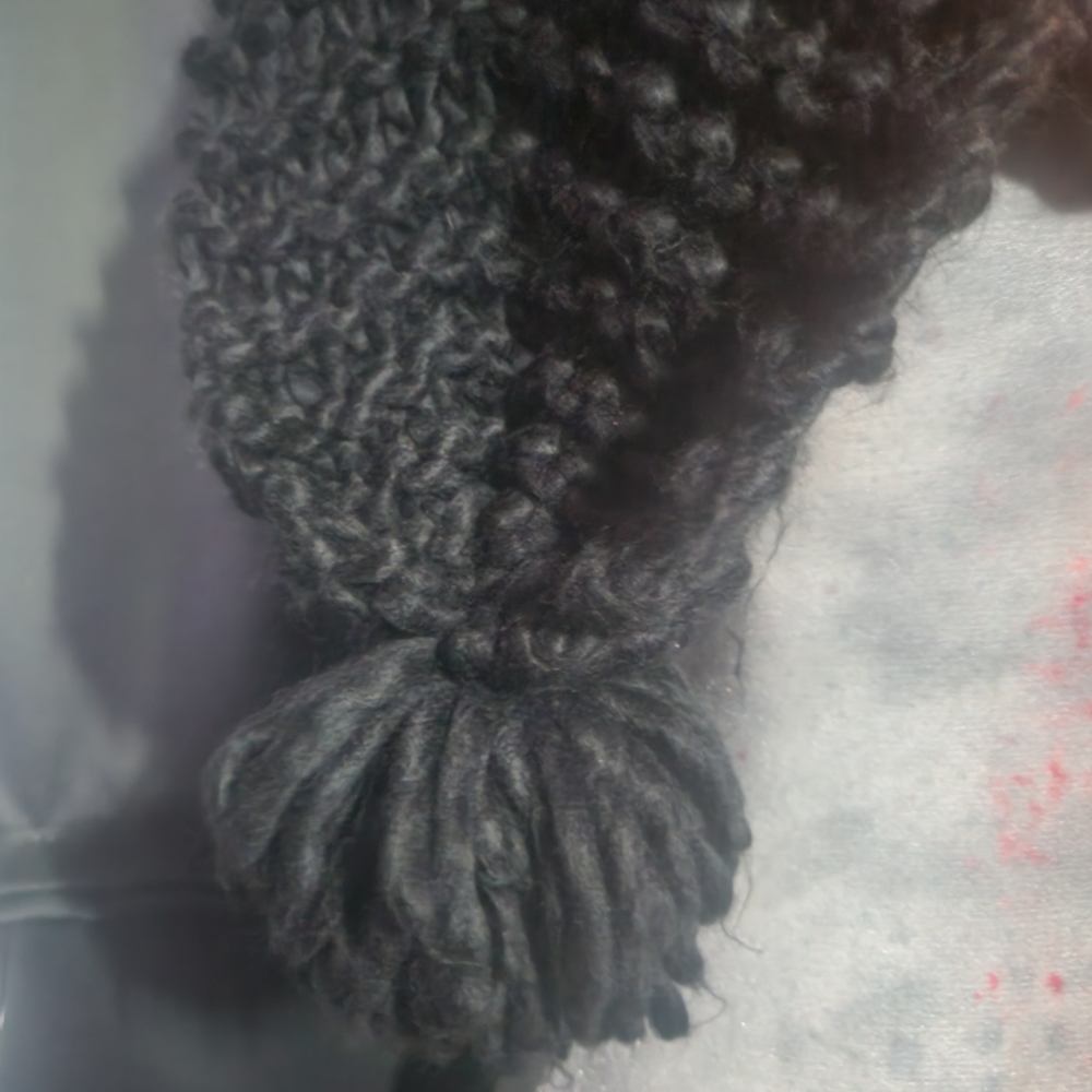 EXPRESS  Thick Knit Scarf - Picture 2 of 3
